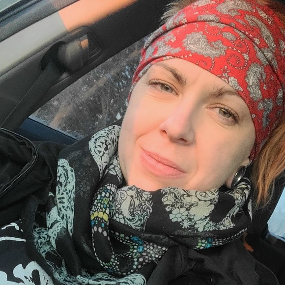 Meet your Posher, Sheri - Picture 1 of 1